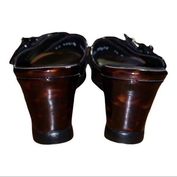 STUART Weitzman size 7.5 m tortoise patent leather wedge slip on shoes b… - Picture 4 of 10